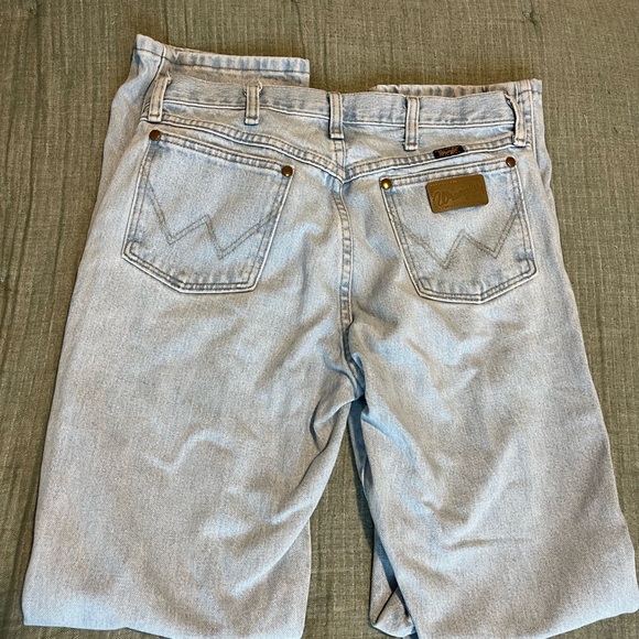 Wrangler Light Wash Jeans 32X34 - Picture 4 of 4